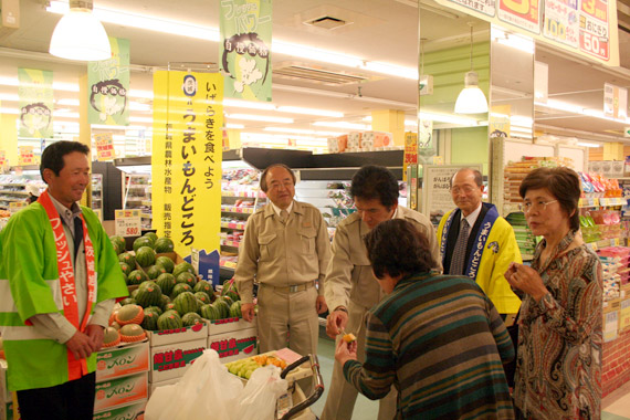 販売促進の様子