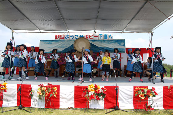 ガールスカウトの熱演