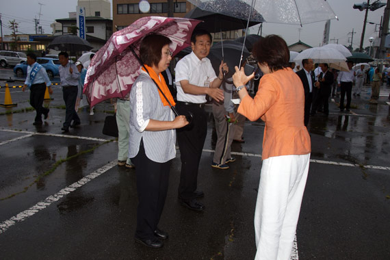 佐藤ゆかりと衆議院議員