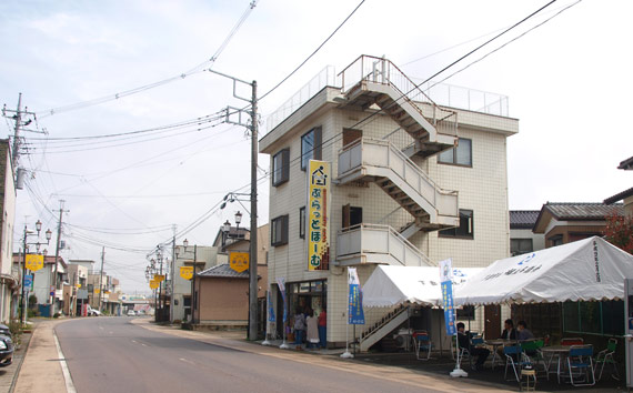 ちょっと先には下妻駅