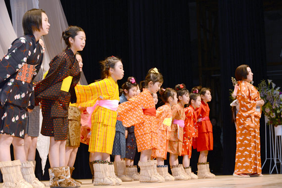 妻とガールスカウトによるオペラ「ゆうずる」