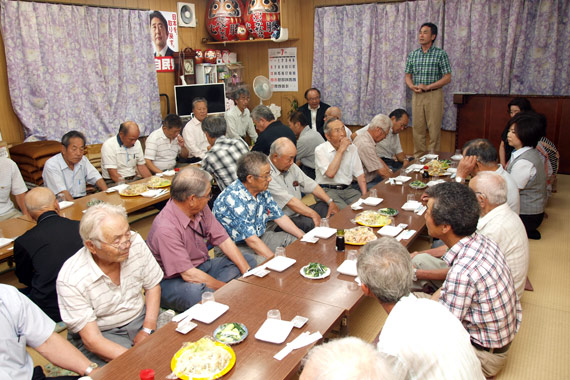 後援会副会長のご挨拶で役員会が始まりました。