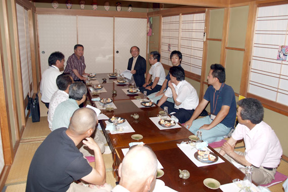 たった９人の会員ですが、将来を担っていただく皆さんです。